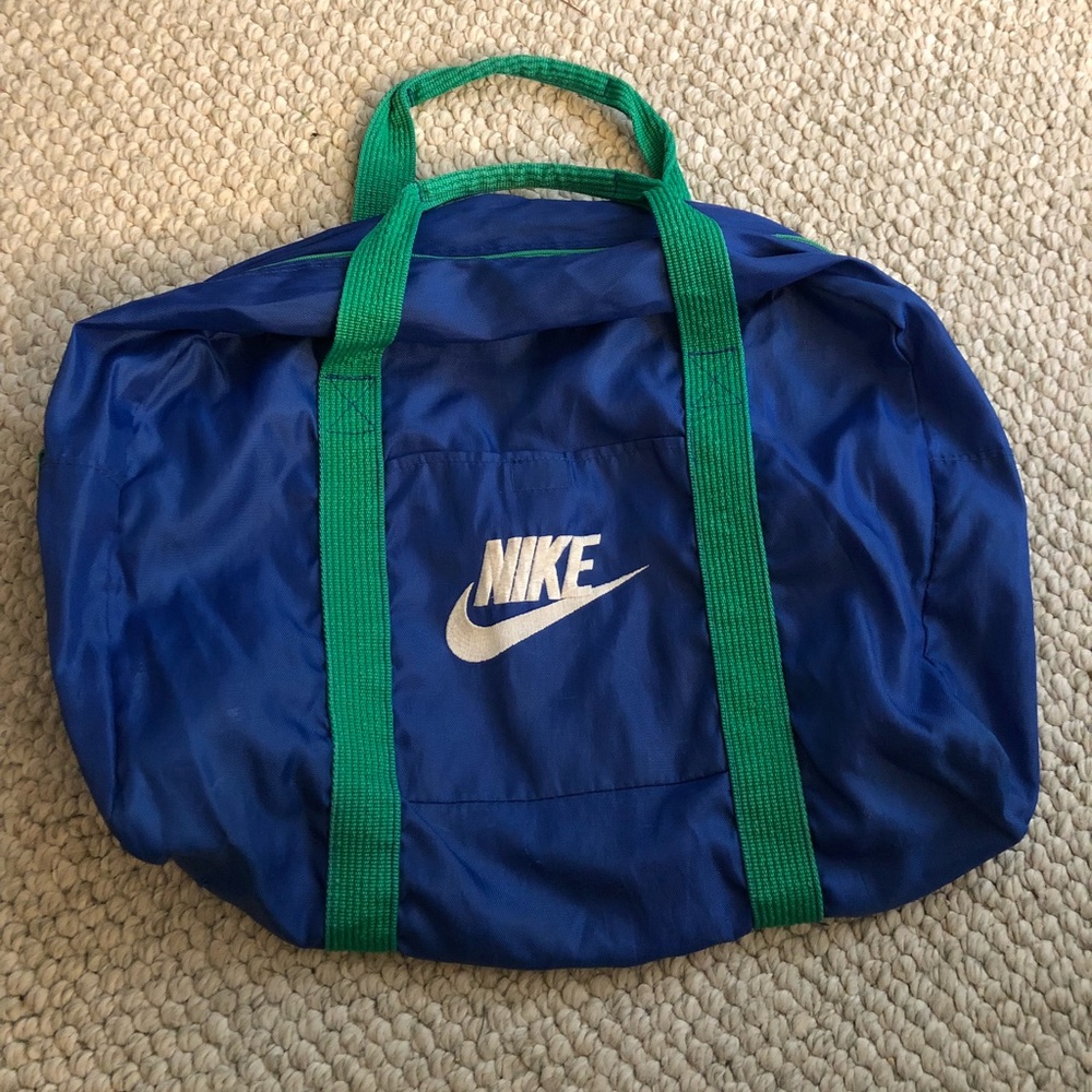 VINTAGE 90’s NIKE Duffel Bag